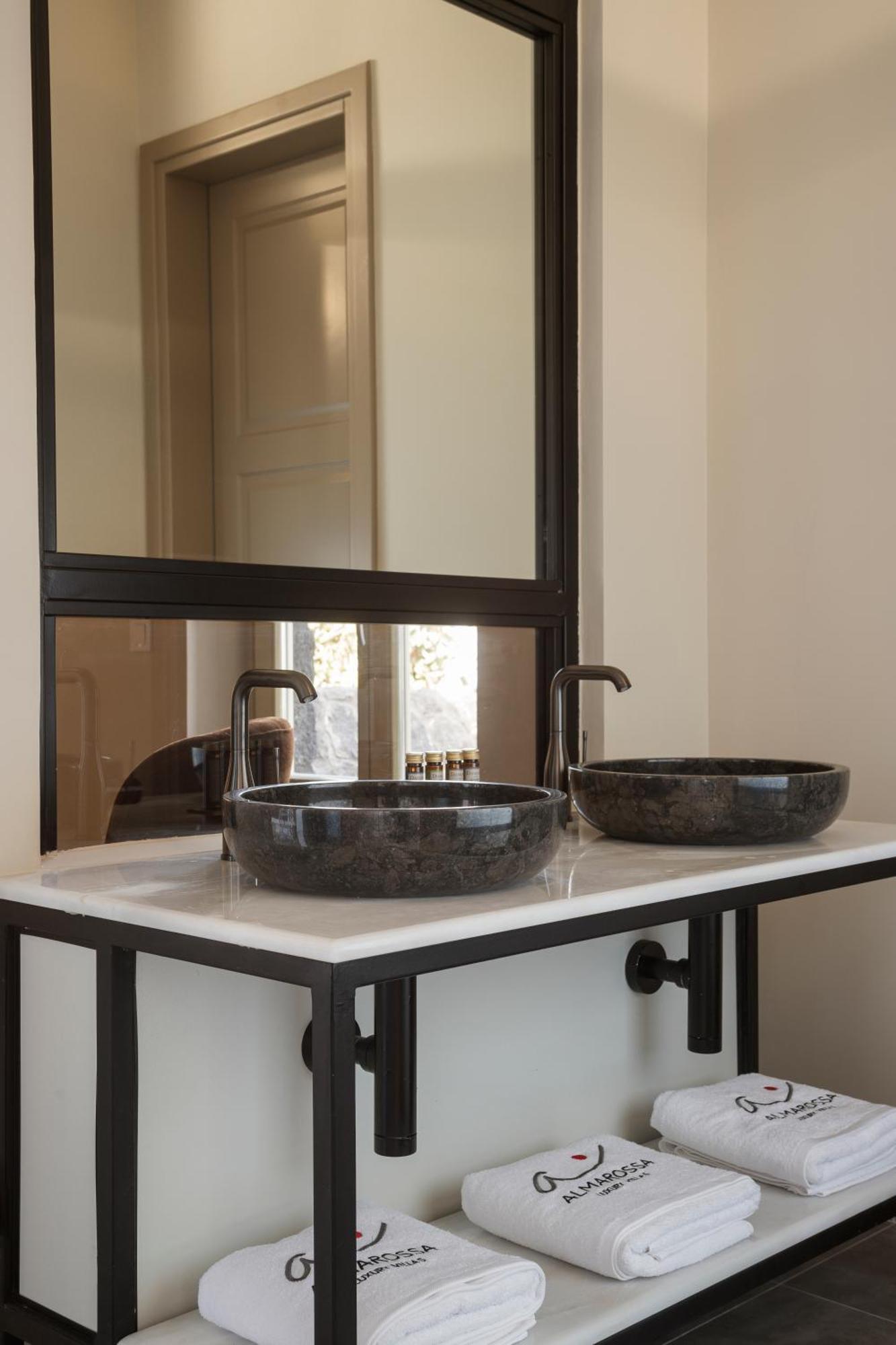 Almarossa Luxury Villas Vourvoúlos Esterno foto